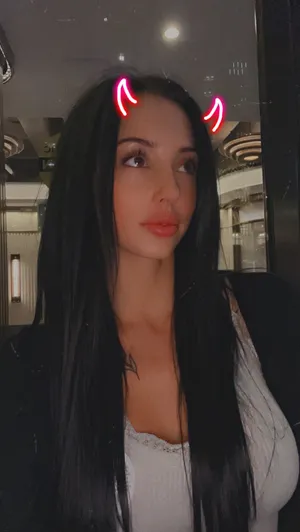 onlykarli