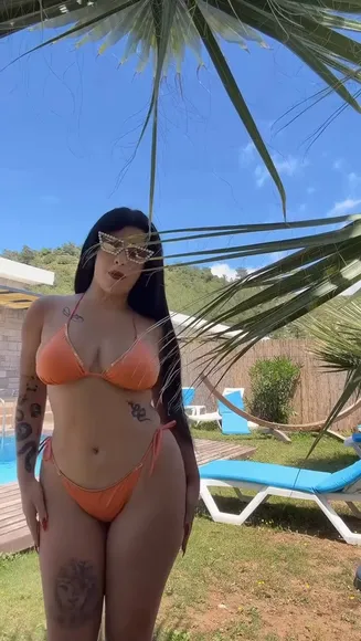 Akgunnice Orange Bikini Poolside Pose OnlyFans Video Leaked