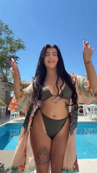 Akgunnice Bikini Pool Tease OnlyFans Video Leaked