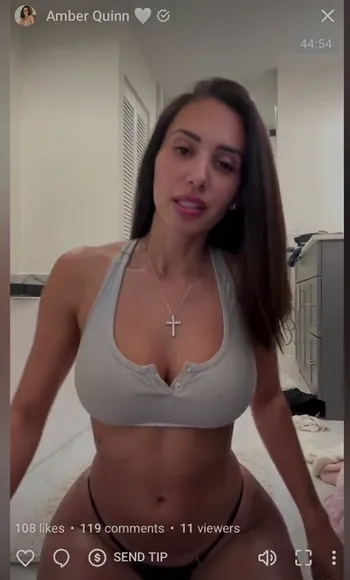 Amberquinnofficial Thong Ass Pose OnlyFans Video Leaked