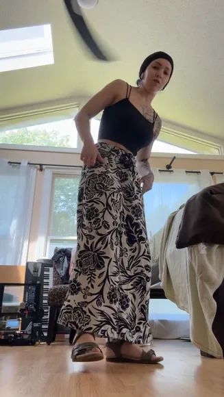 Amberthevalkyrie Floral Pants Twerk OnlyFans Video Leaked