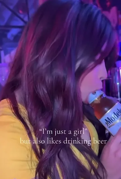 Ammarise Beer Chugging In Yellow Top OnlyFans Video Leaked