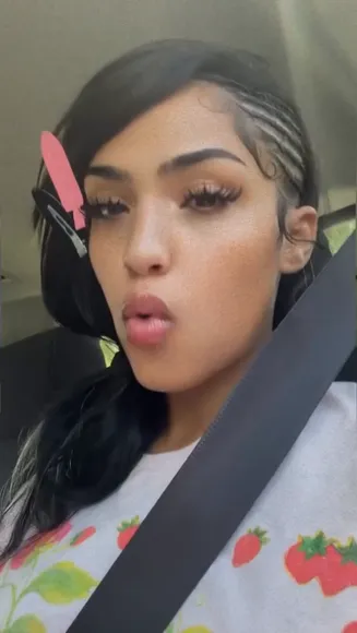 Aniyah Albino Strawberry Print Top Tease OnlyFans Video Leaked