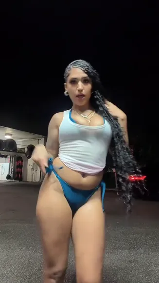 Aniyah Albino Blue Bikini Bottoms Tease OnlyFans Video Leaked