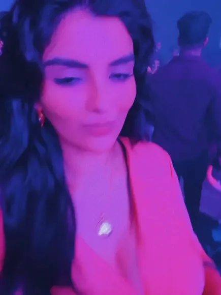 Anveshi25 Red Dress Smile OnlyFans Video Leaked
