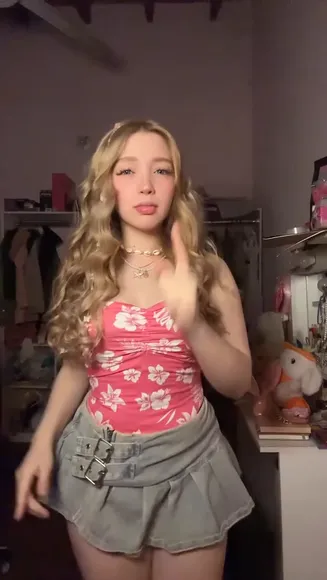 Anzethi Floral Top Tease OnlyFans Video Leaked