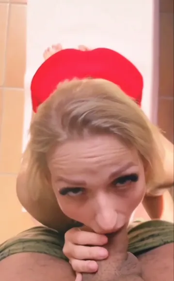 bombenblondie - #10584423