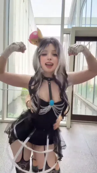 _carlifae_ Black Chainmail Bodysuit Tease OnlyFans Video Leaked