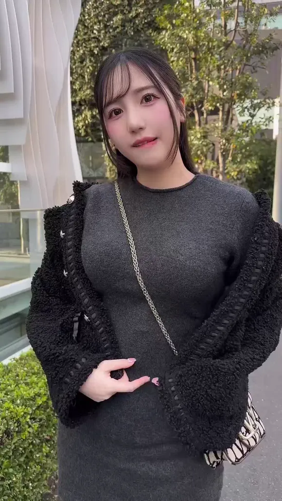 ちゆう エロ Tight Gray Dress Tease OnlyFans Video Leaked