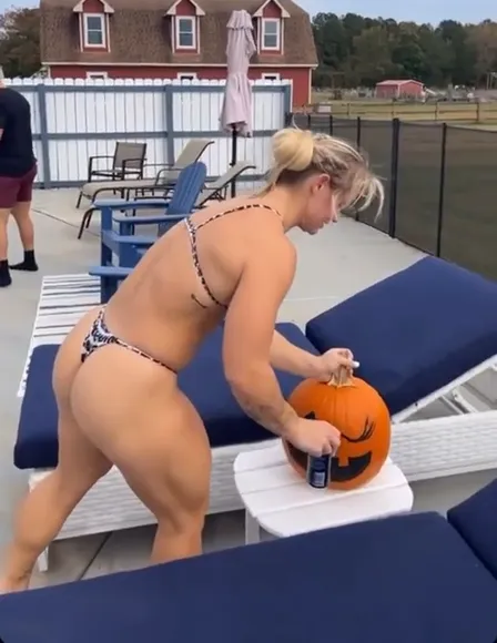 _dellespeegle_ Thong Bikini Ass Twerk OnlyFans Video Leaked