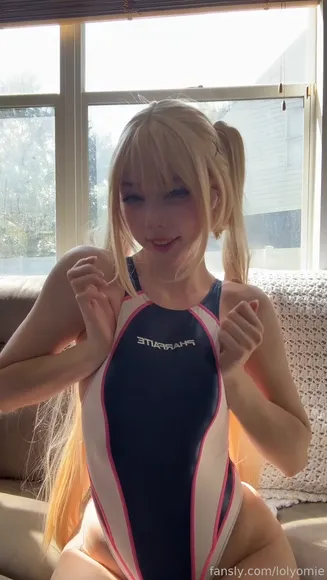 lolyomie - #11281815