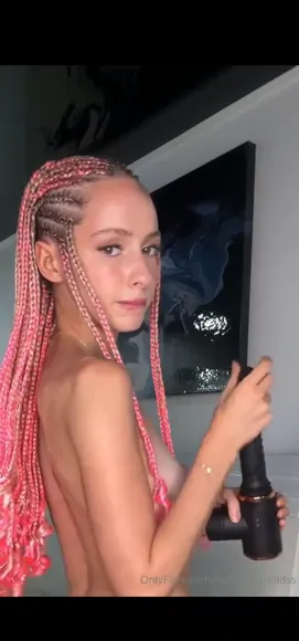nataliereynoldss - #12212337