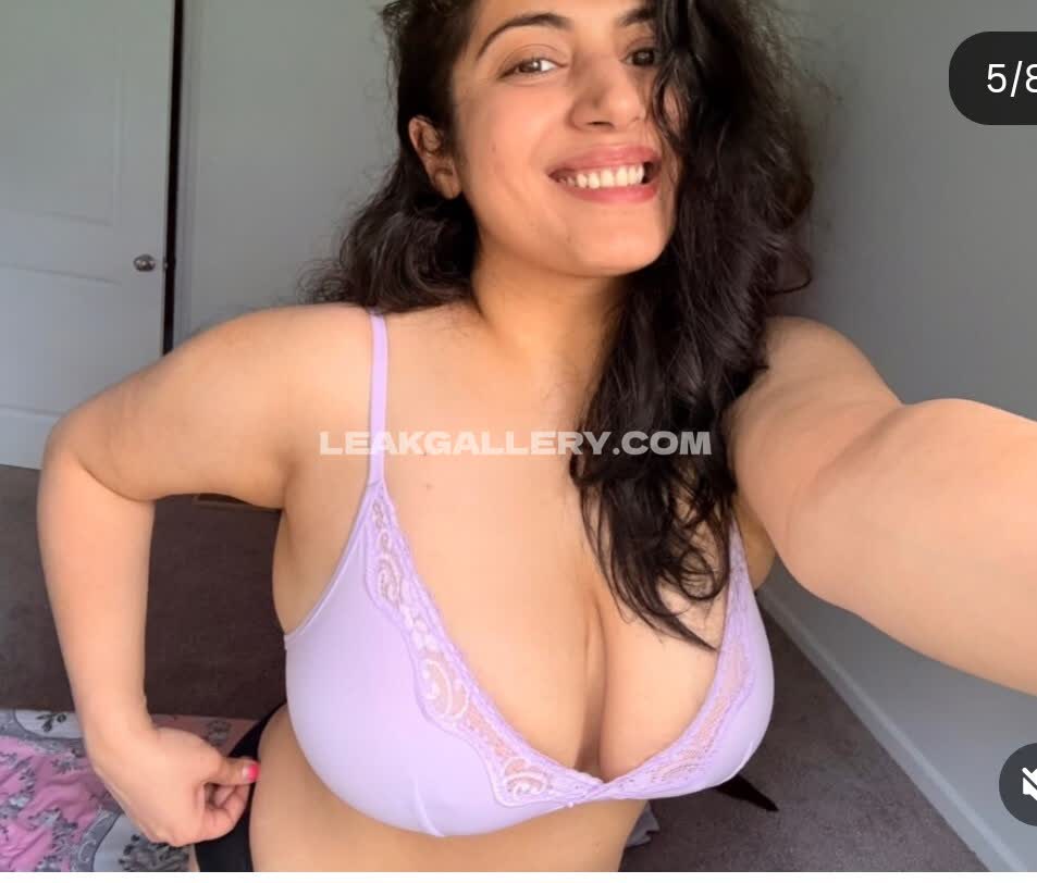rashmiix - #12600244