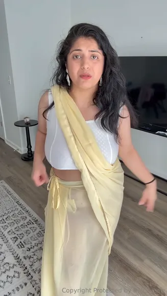 rashmiix - #13367882