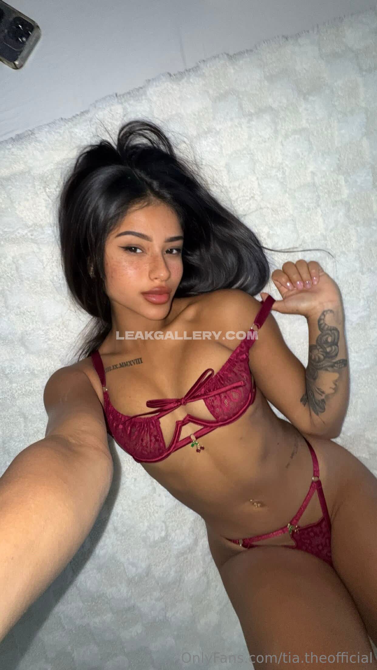 tia - #9114509